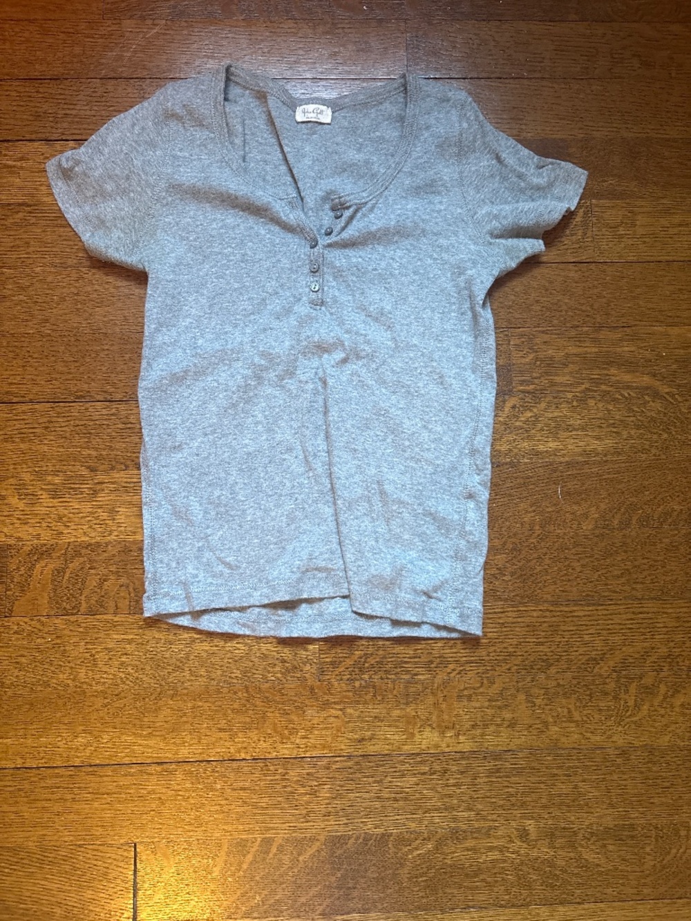 Brandy Melville shirt